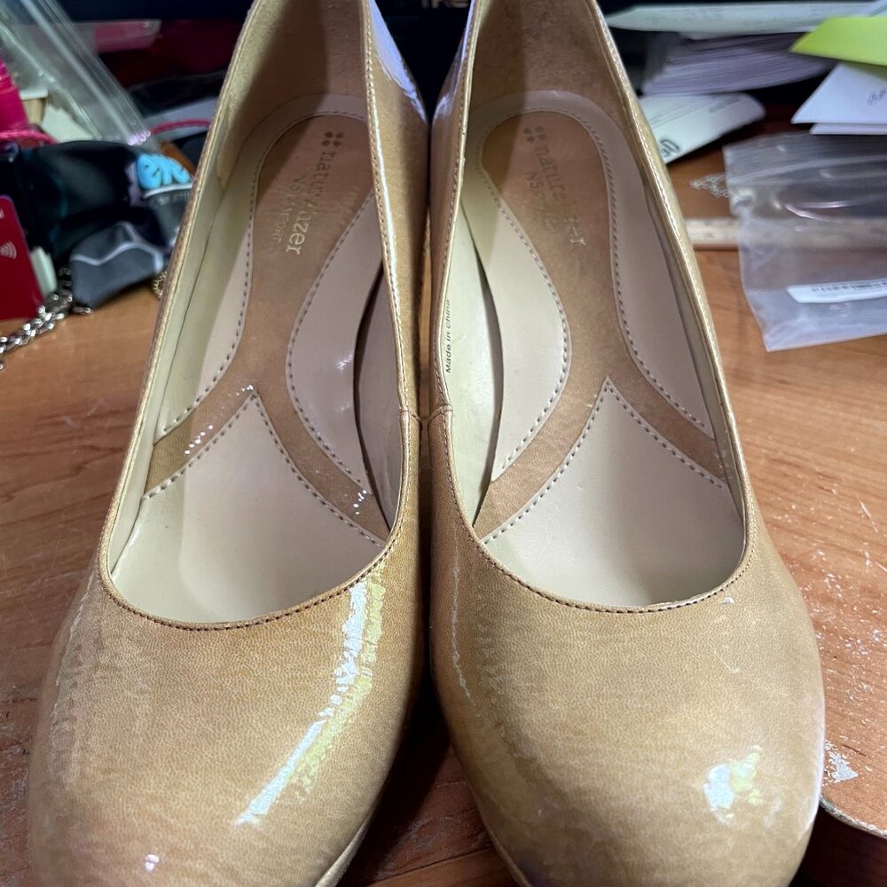 NATURALIZER N5 COMFORT LENNOX 3" HEELS DRESS PUMPS BEIGE NEW NEVER WORN NO BOX